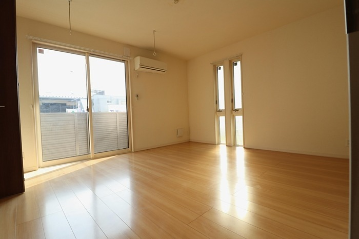 居室・リビング　9.42帖のリビングです