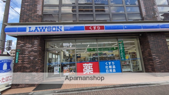 コンビニ　ローソン（コンビニ）まで68m