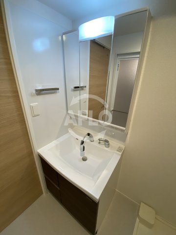 洗面設備　ノルデンタワー南森町プレミアム　独立洗面台