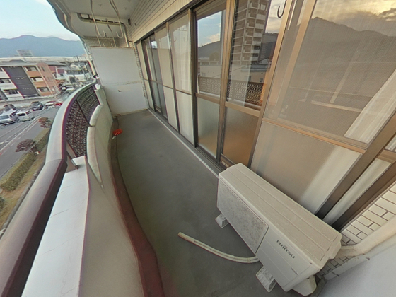 バルコニー　※別部屋の写真です