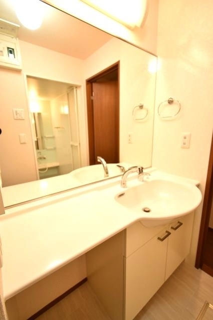 洗面設備　洗髪洗面化粧台