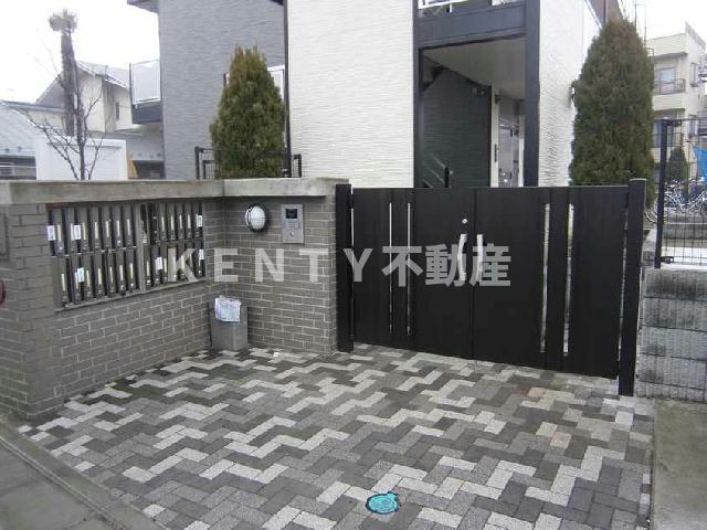 エントランス　建物の内部です