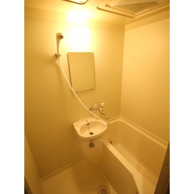 バス・シャワールーム　（別タイプ参考写真）プレール本駒込　文京区本駒込３