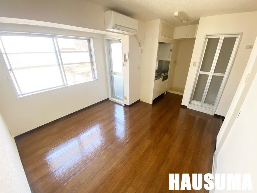 居室・リビング　※他号室同タイプ写真使用