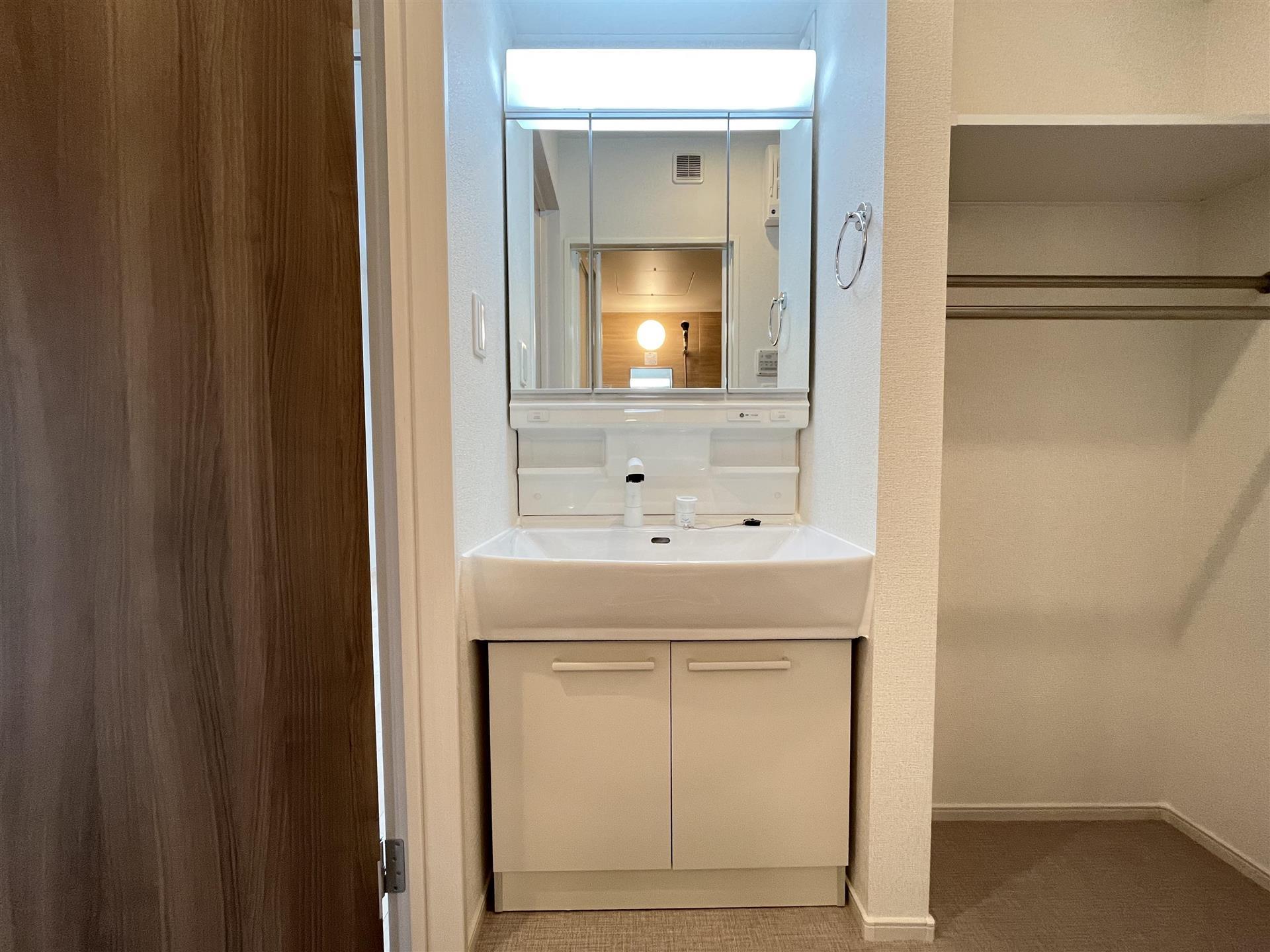 洗面設備　洗面所