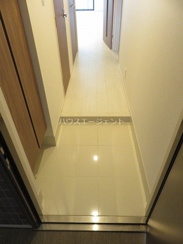 玄関　玄関です。※参考画像