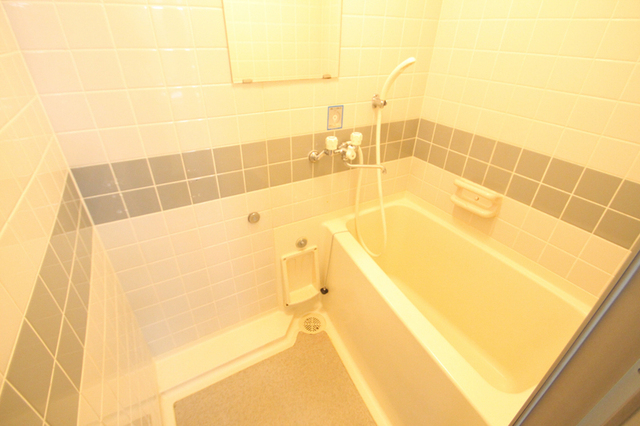 バス・シャワールーム　別室の参考写真です。※現況優先