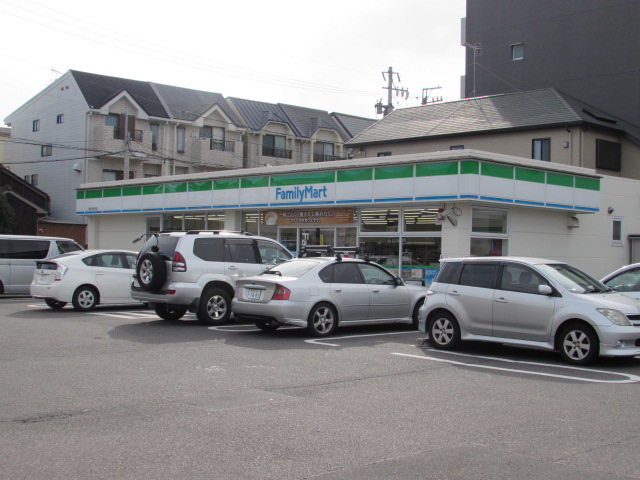 コンビニ　ファミリーマート 熱田古新町店（コンビニ）まで223m
