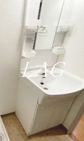 洗面設備　独立洗面台です。