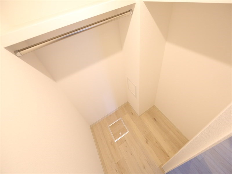 収納　ウォークインクローゼット（収納充実してます）