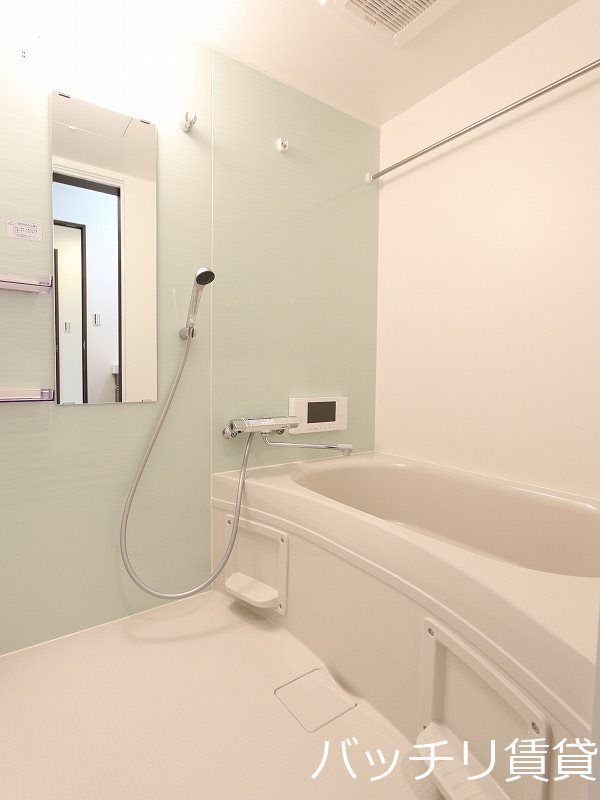 バス・シャワールーム　同シリーズ物件写真の為、現況を優先致します。