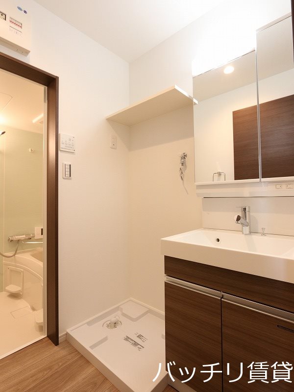 洗面設備　同シリーズ物件写真の為、現況を優先致します。