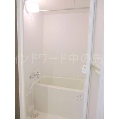 バス・シャワールーム　詳細は、ウィンドワード中の島店までご相談下さい。