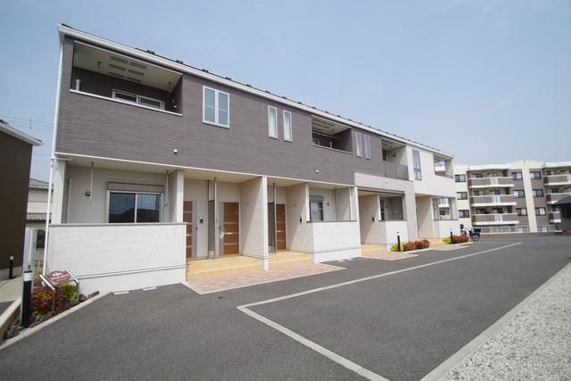建物外観　★閑静な住宅街にあります★