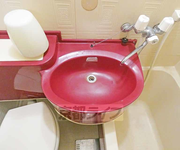 洗面設備　洗面器です。