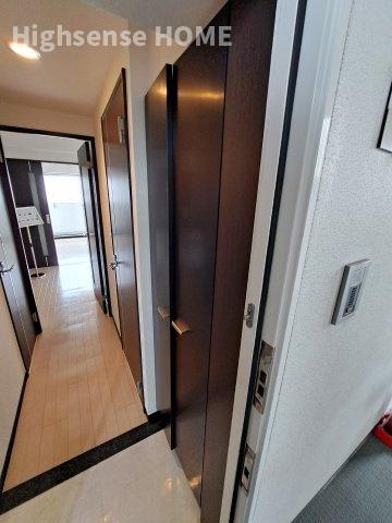 玄関　ゆったりとした玄関です