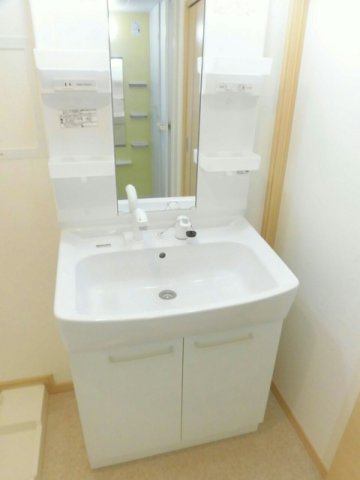 洗面設備　洗面所です