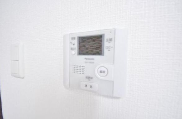 セキュリティ　モニター付きインターホンです♪