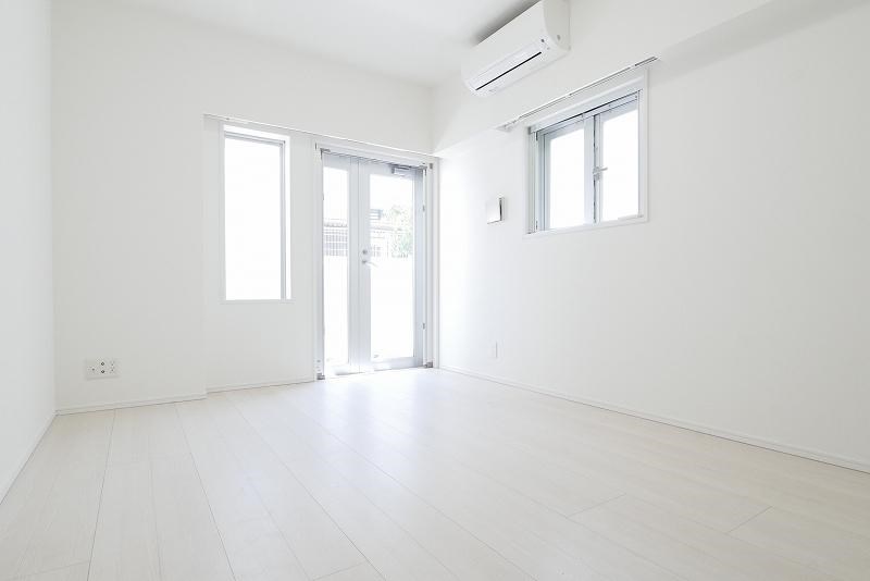 居室・リビング　別号室参考写真