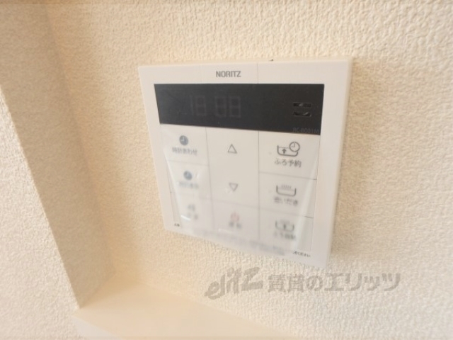 その他設備　給湯器リモコン