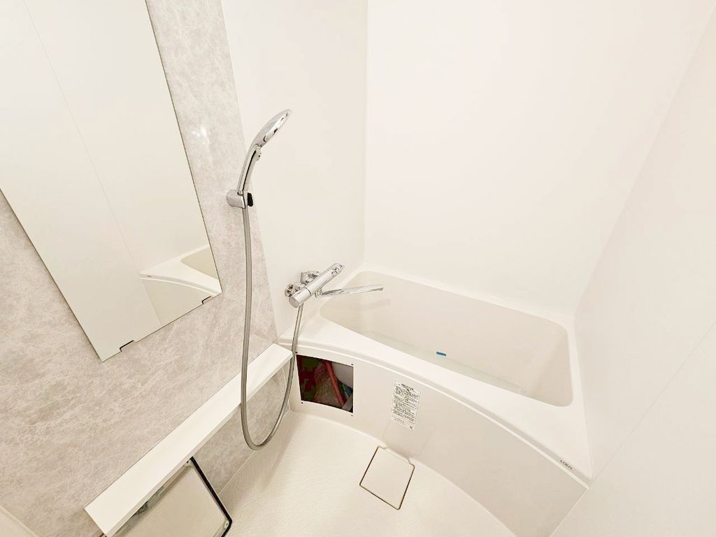 バス・シャワールーム　バス