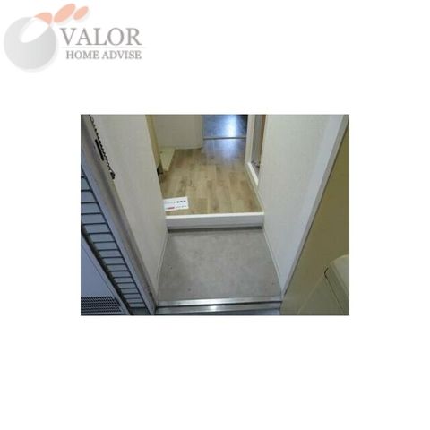 玄関　物件画像