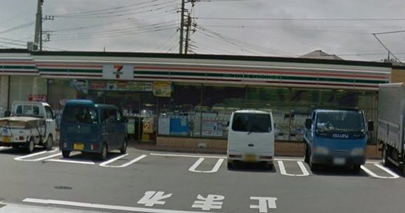 コンビニ　セブンイレブン（コンビニ）まで350m