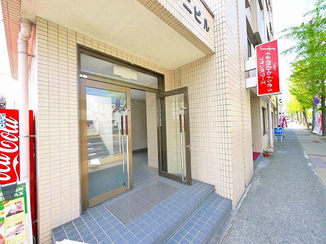 エントランス　毎日通るエントランスはこのようになっています