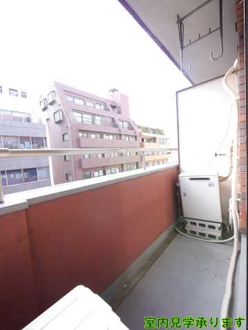 バルコニー　カテリーナ新宿御苑駅前