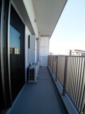 バルコニー　11階のバルコニーです。【パークアクシス御茶ノ水】