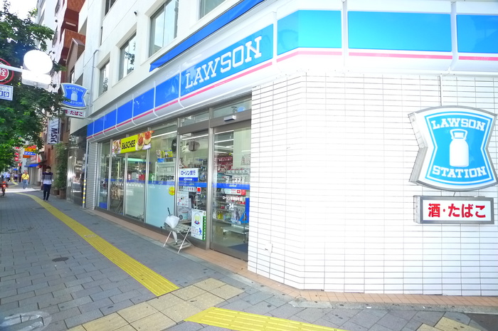 コンビニ　ローソン（コンビニ）まで118m