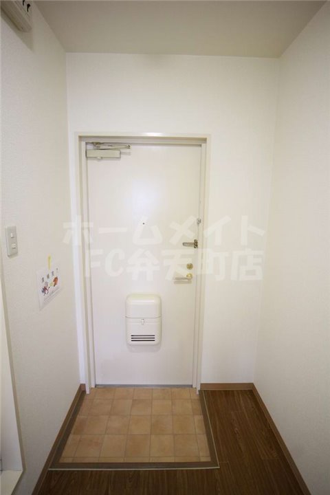 玄関　明るい玄関です