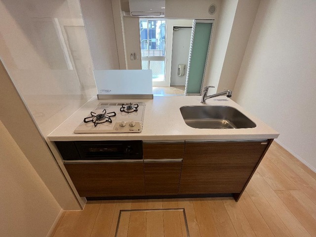 キッチン　対面式システムキッチン