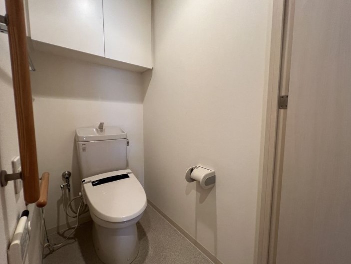 トイレ　別部屋参考写真