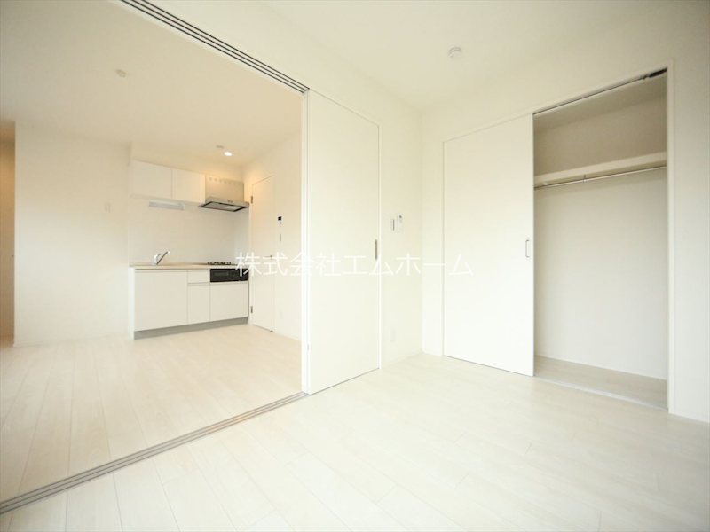 その他部屋・スペース　洋室3.2帖　クローゼット付（収納充実してます）　同仕様写真