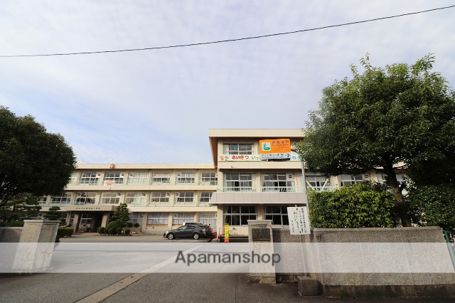 小学校　堀川南小学校（小学校）まで308m