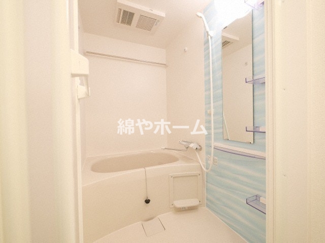 バス・シャワールーム　日々の疲れを癒すお風呂付です