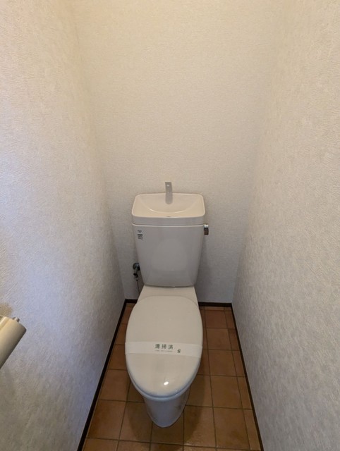 トイレ　※写真は同タイプの部屋のものです。必ず現地ご確認下さい。