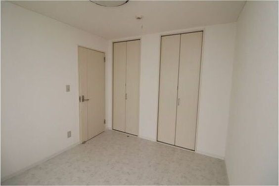 その他　※写真は別号室です。