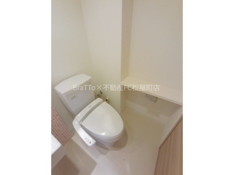 トイレ　トイレ（ウォシュレット付）