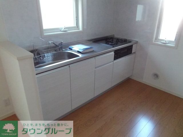 キッチン　◎3口グリル付システムキッチン