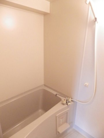 バス・シャワールーム　別部屋参考画像