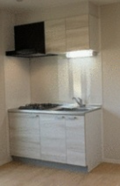 キッチン　２口システムキッチンで自炊もしやすいですね。