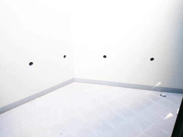 バルコニー　リビング側のバルコニーです☆