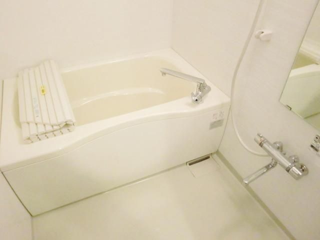 バス・シャワールーム　★浴室乾燥機付きです★