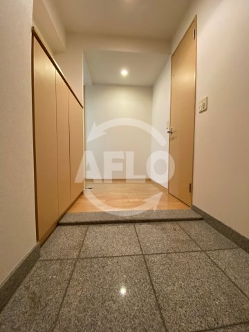 玄関　カスタリアタワー長堀橋　玄関