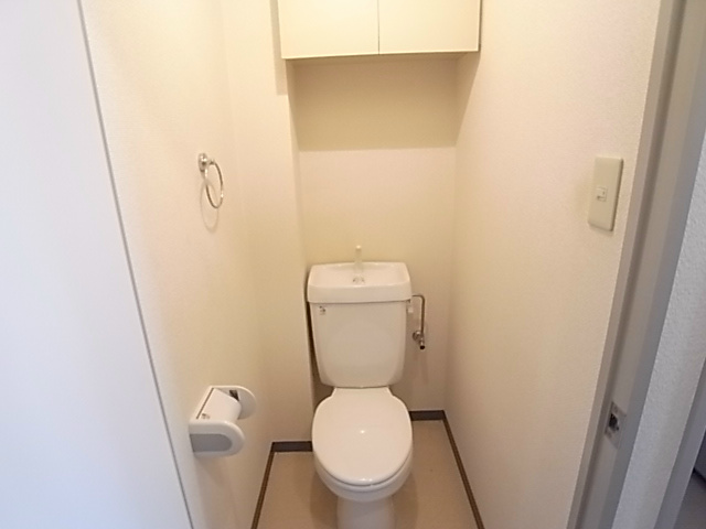 トイレ　反転タイプ