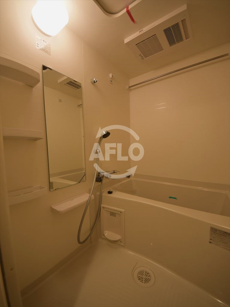 バス・シャワールーム　プレサンスOSAKA DOMECITY ワンダー　浴室