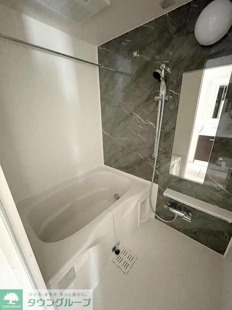 バス・シャワールーム　バス