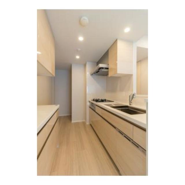 キッチン　※写真は同タイプ住戸です。